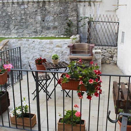 Appartement La Casa In Pietra à Villa Santa Maria  Extérieur photo
