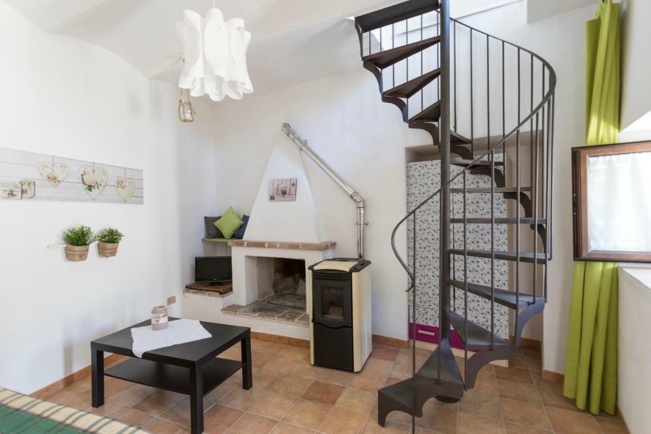 Appartement La Casa In Pietra à Villa Santa Maria  Extérieur photo